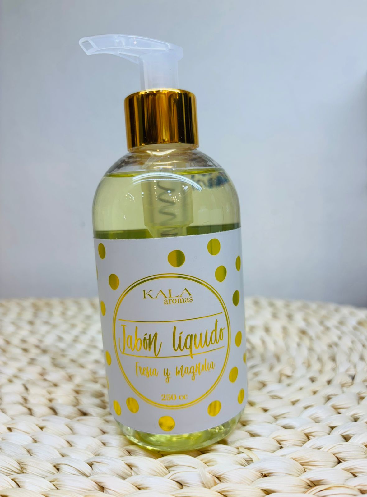 Jabón Líquido KALA Fresa y Magnolia