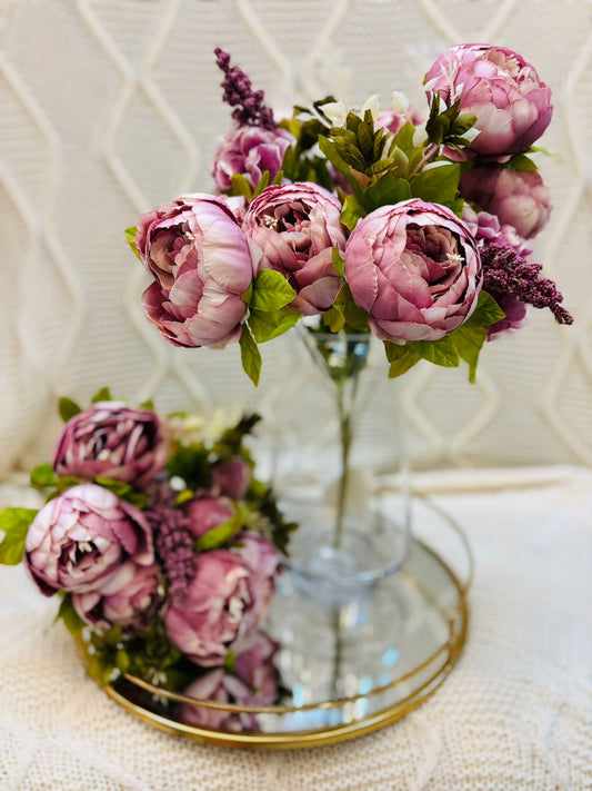 Ramo de Peonias Violetas