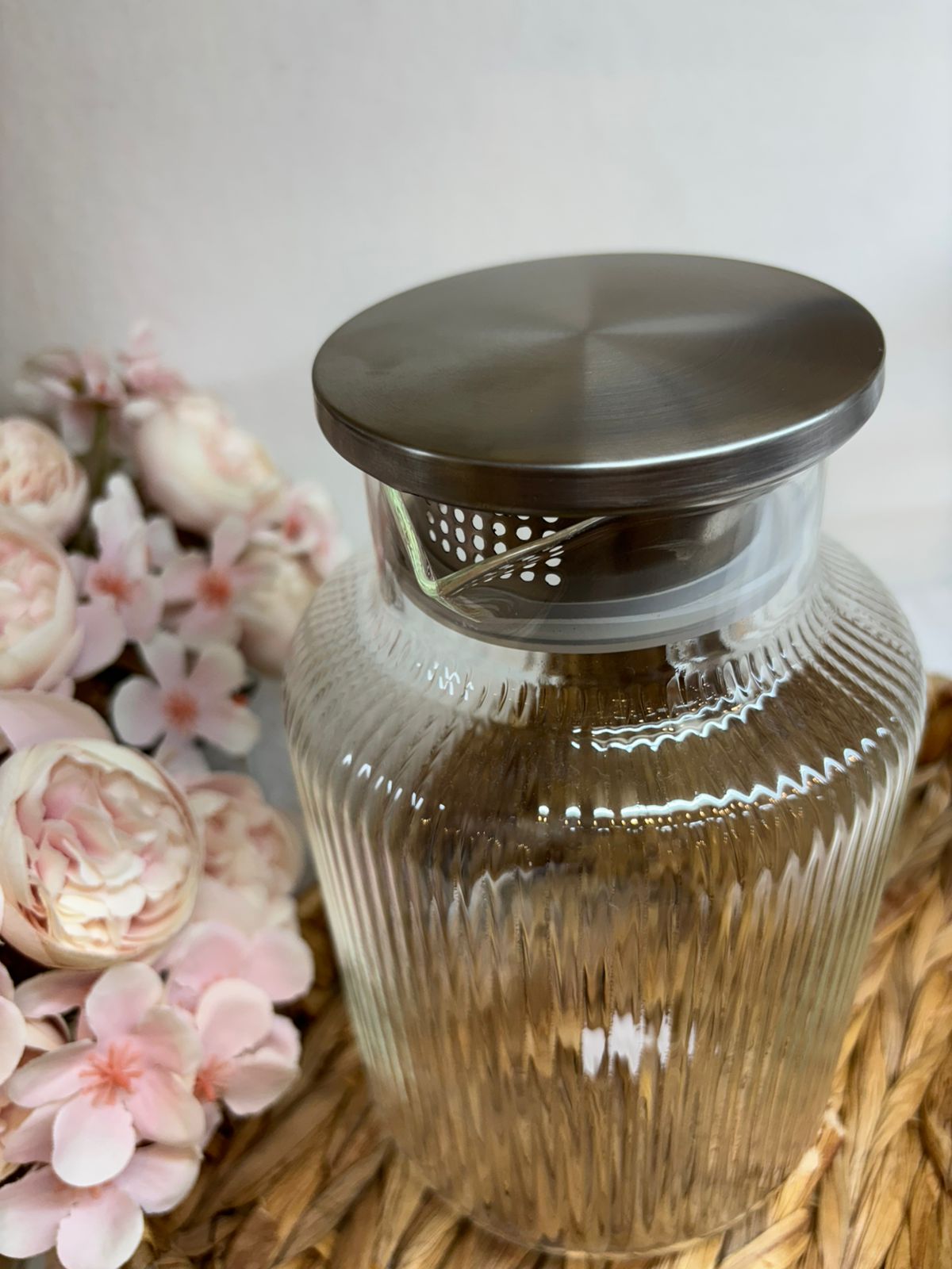 Jarra de Vidrio con Tapa de acero